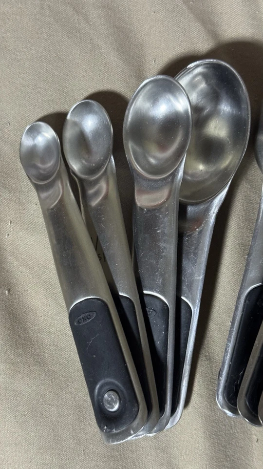 OXO Magnetic Measuring Spoons Two Sets Of FOUR - Image 3 of 4