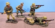King & Country AK016 Attack WW2 German Set Retired Afrika Korps
