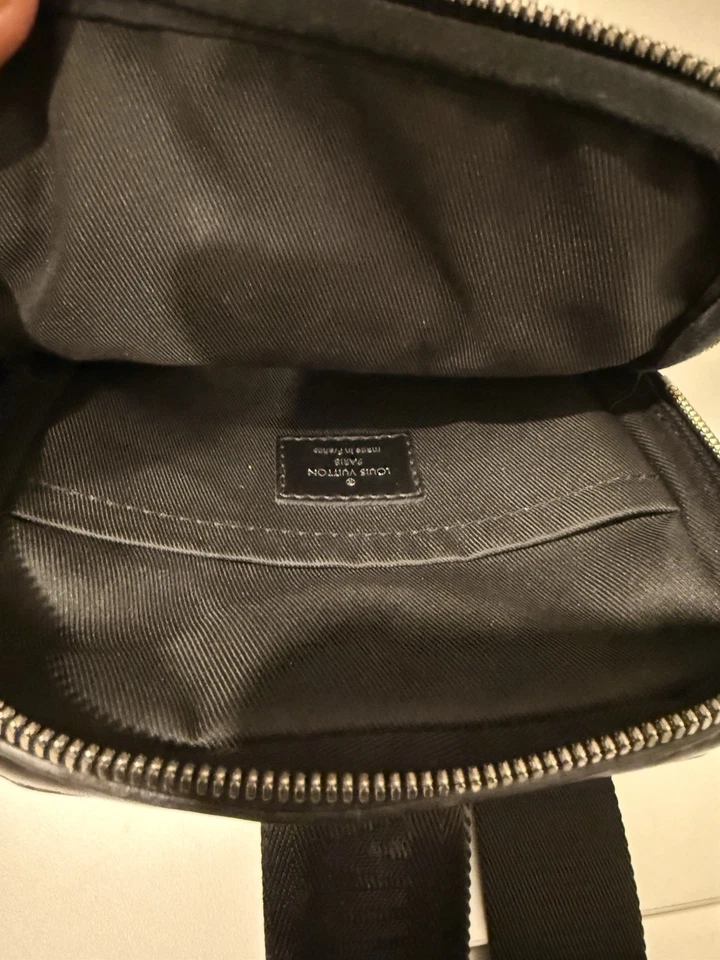 Bolsa tiracolo Louis Vuitton Amazone 3D, edição limitada  - Imagem 4 de 4
