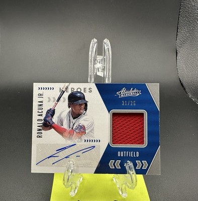 2020 Panini Absolute - Absolute Heroes Signatures Ronald Acuña Jr. #AHS-RA /25 