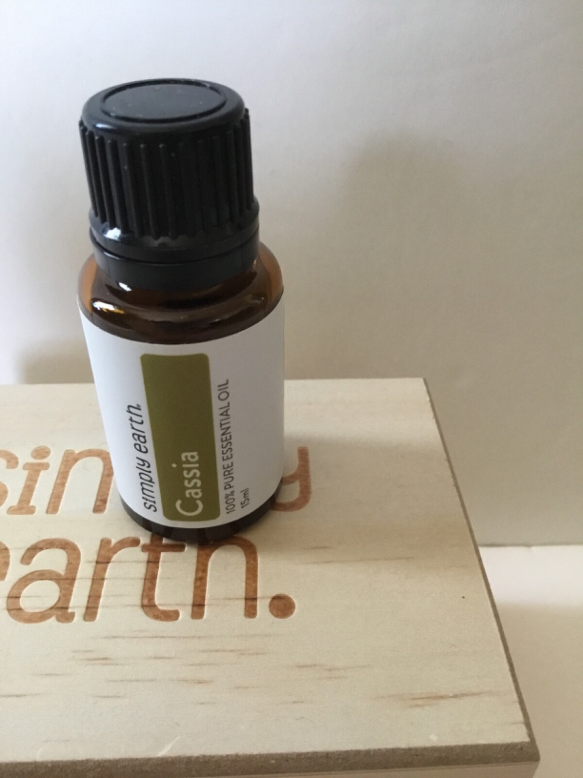 Simply Earth CASSIA 100% Pure Essential Oil New Sealed Amber 15 ml Bottle FRESH