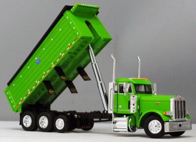 1/64 DCP Peterbilt 379 Dump Truck w/ Mac Dump Tri-Axle Lime Green