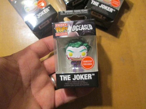FUNKO POP POCKET DC DCEASED THE JOKER BLOODY CHASE VARIANT KEYCHAIN GAMESTOP