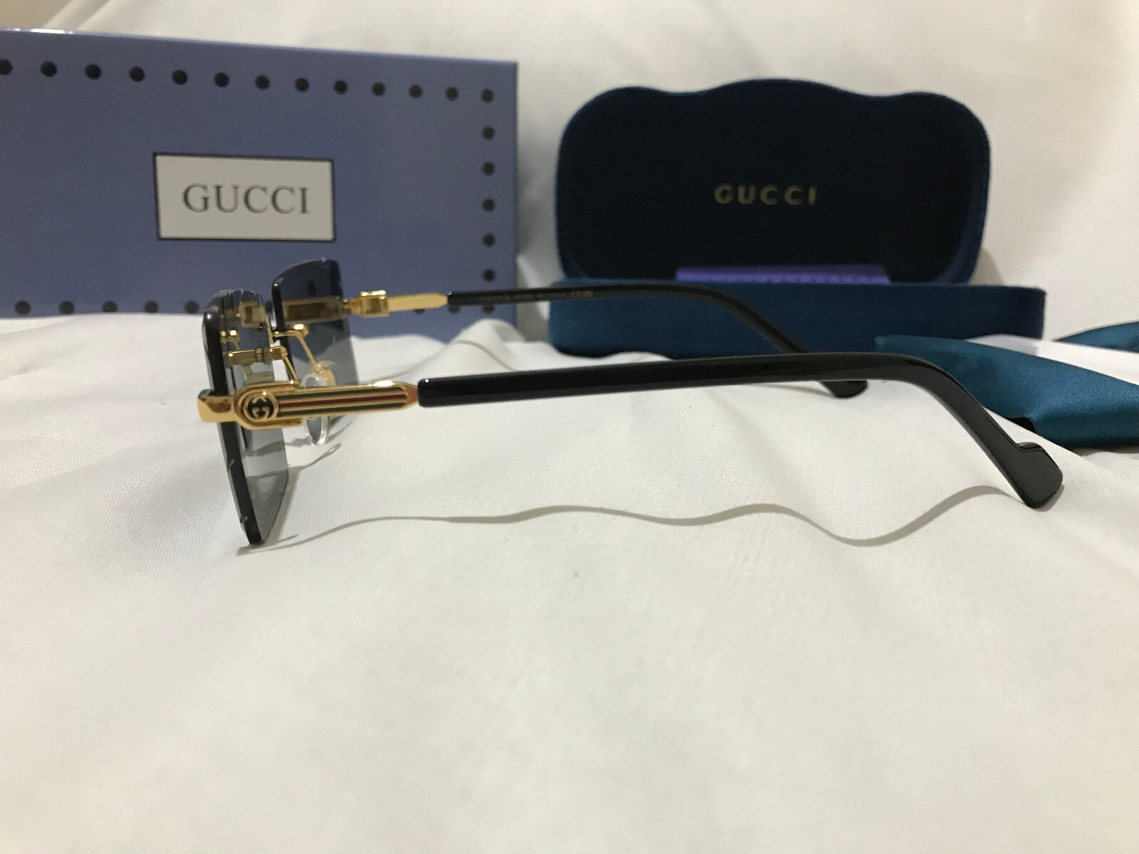 NEW Unisex Gucci GG1609  001FB Black frame 57-18-142  Sunglasses thumbnail 5