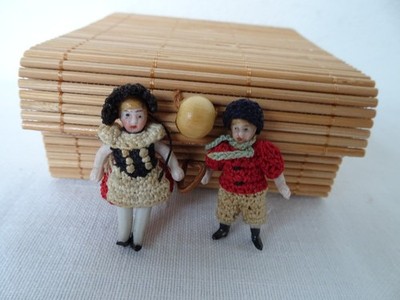 Paar antike, alle orig.deutsch, Carl Horn, Biskuit Puppen, 1 1/2'' Miniaturen in Box.