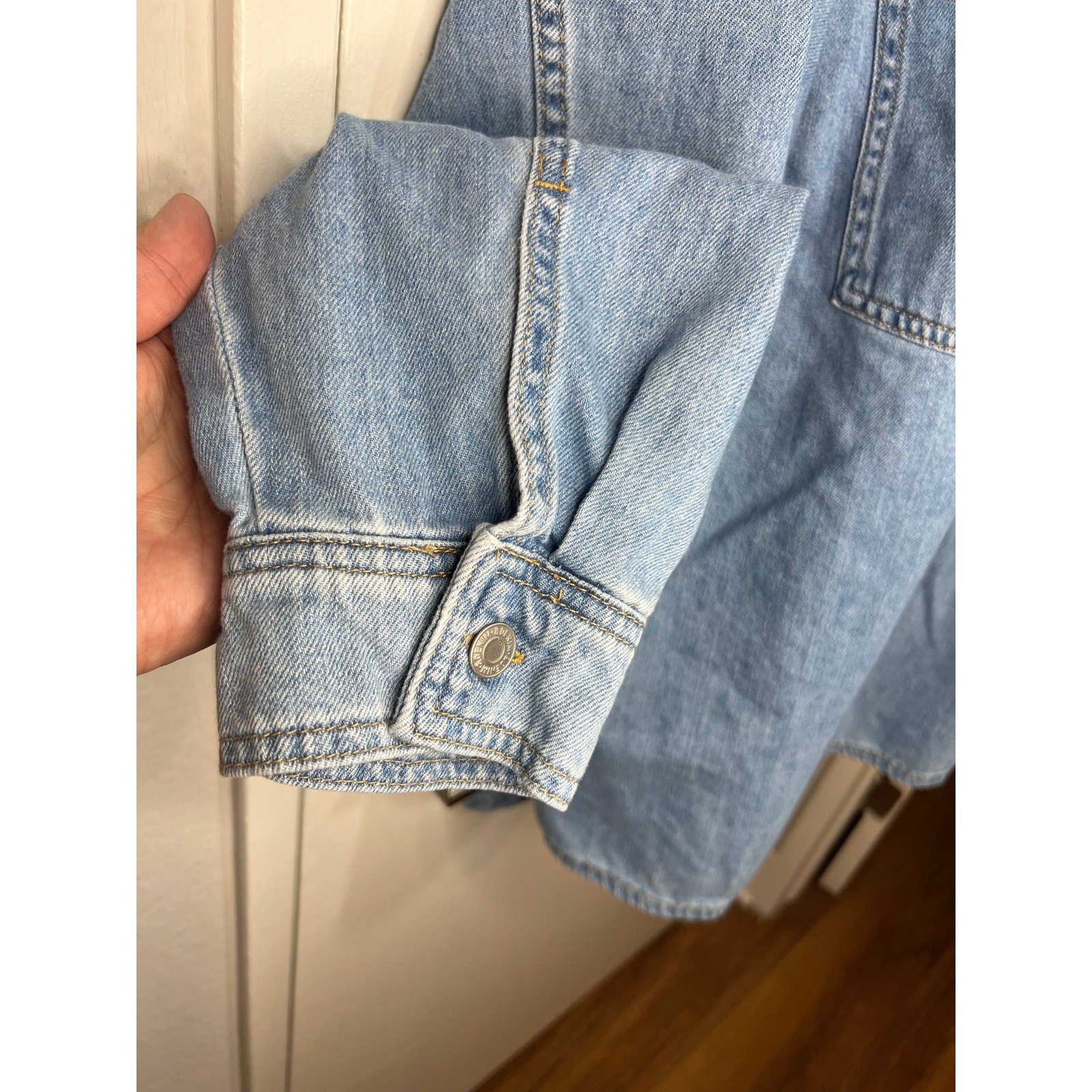 &Denim H&M Women's Jean Shirt/Jacket Shacket Light Blue ~ Size L thumbnail 2