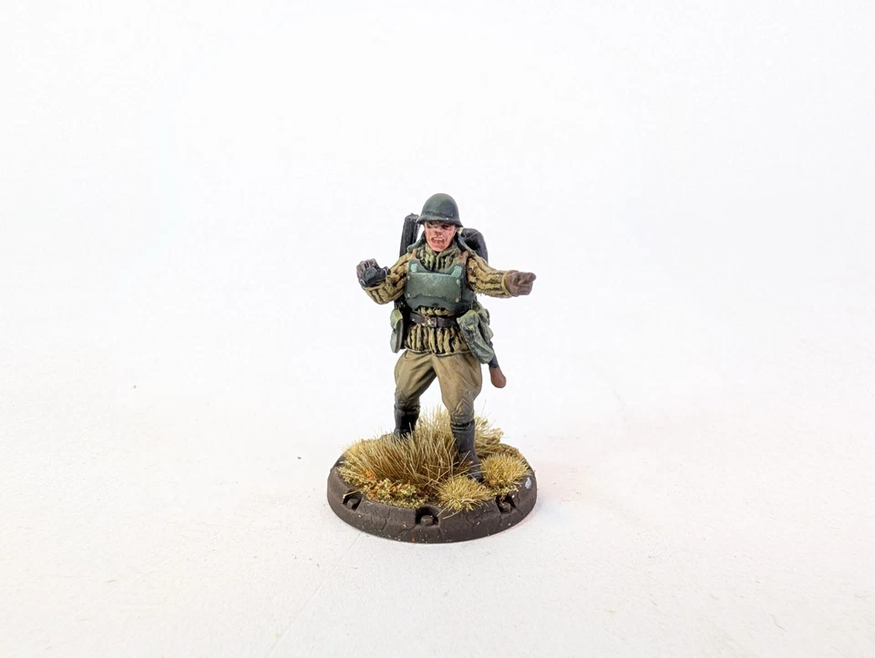 Miniaturas de escuadrón antitanque Dust Tactics Red Guards PRO PINTADO Foto 3 de 4