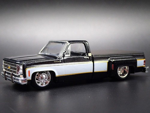 Minifigures Minifiguri Serie Esclusiva Per Collezionisti Modellino M2 Machines Chevrolet Cheyenne Super 30 Dually 1977, Scala 1:64, Edizione Esclusiva MIJO USA Mclaren Modellino
