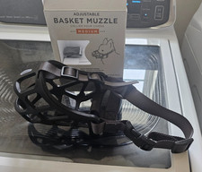 Top Paw Training Adjustable Dog/Canine Basket Muzzle MEDIUM NEW W/STRAP FOAM
