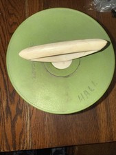 Vintage 1960's DISK-GO-CASE Avocado Green 45 RPM Record Holder