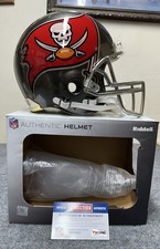 Doug Martin Cards and Autograph Memorabilia Guide 75