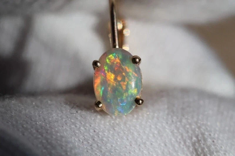 2Ct Oval Cut Australian Fire Opal CRYSTAL HOOP Earrings 14K Yellow Gold Plated Foto 3 de 4