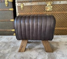 Sgabello in pelle nera / poggiapiedi in legno gambe stile cavallo pompelmo retrò vintage