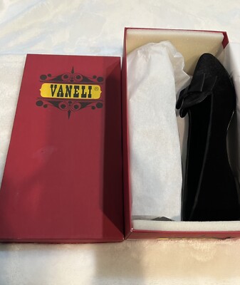  NEW VANELi Black Velvet Loafers Slippers Size 7 with a Box  