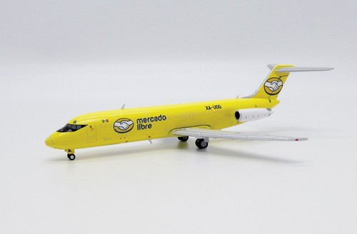 Mercado Libre DC-9-30F Reg: XA-UOG JC Wing Scale 1:400 Diecast XX4902 - Picture 4 of 6