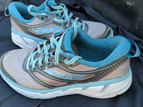 shoes for running on pavement