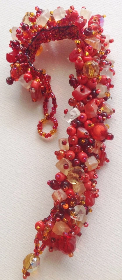 bracelet vintage tout de perles corail création dans les couleurs rouge 532 - Photo 3/3