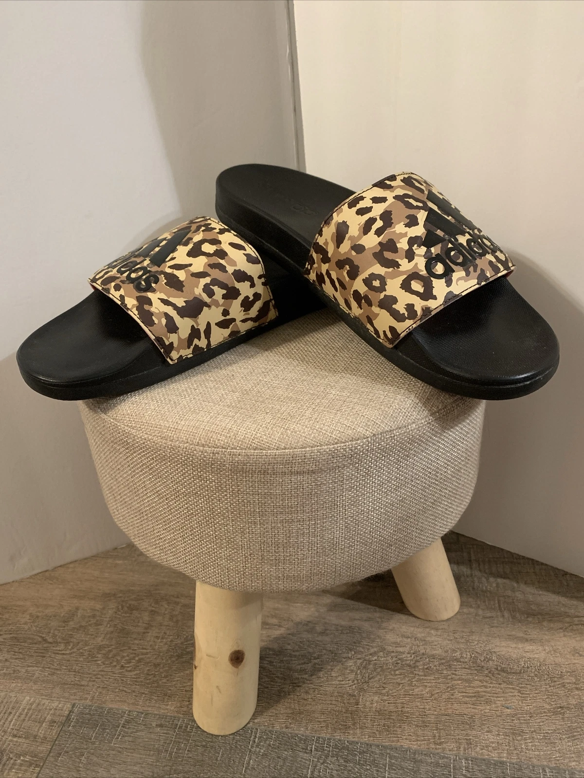 Sandali comodi Adidas donna taglia 5 Adilette slide leopardate