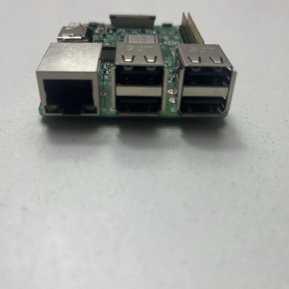 Raspberry Pi 3, model B V1.2 - Raspberry pi 2015  - UNIT ONLY - Image 3 of 4