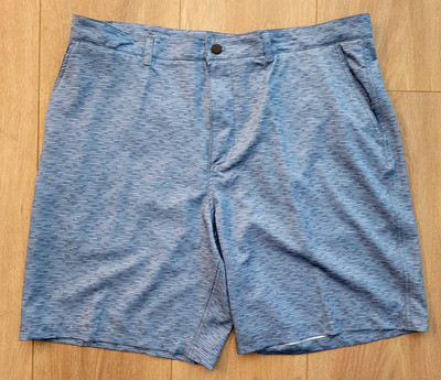 Tackle & Tide Men's Hybrid Shorts Size 40 Blue Geometric Bermuda Style