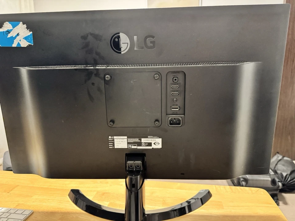 LG 27UD58-B 27" 4K UHD IPS LED Monitor 60Hz, HDMI, DP - Image 2 of 3