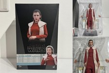 Hot Toys MMS508 Star Wars Princess Leia Bespin 1/6th Scale Disney Used Rare JP