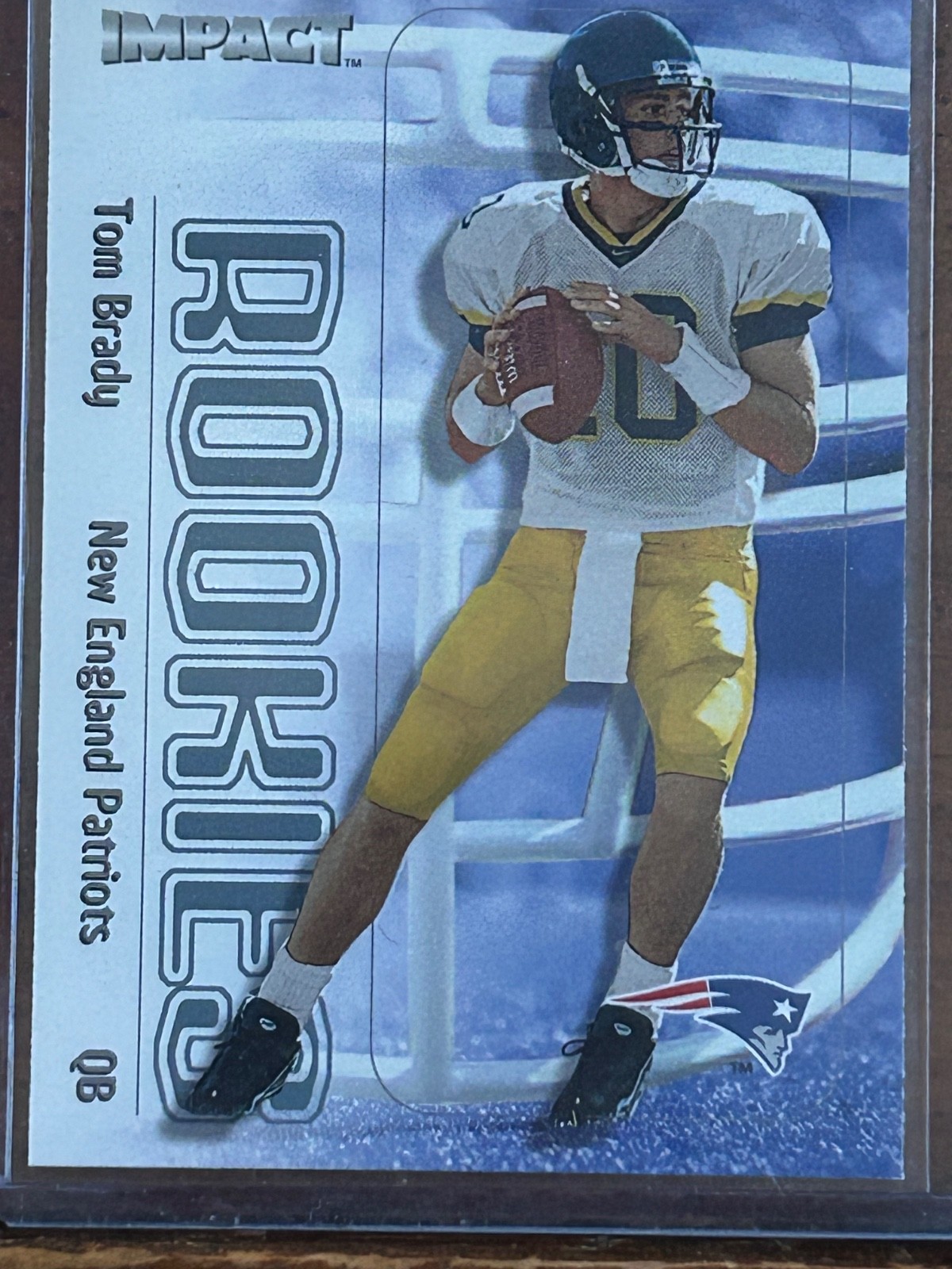 2000 Skybox Impact - Rookies Tom Brady #27 (RC)