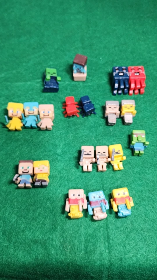 20 Minecraft Mini Figure Lot Steve Cave SPIDERS, Ghast 2 Caucasian SKELETON HTF - Image 3 of 4