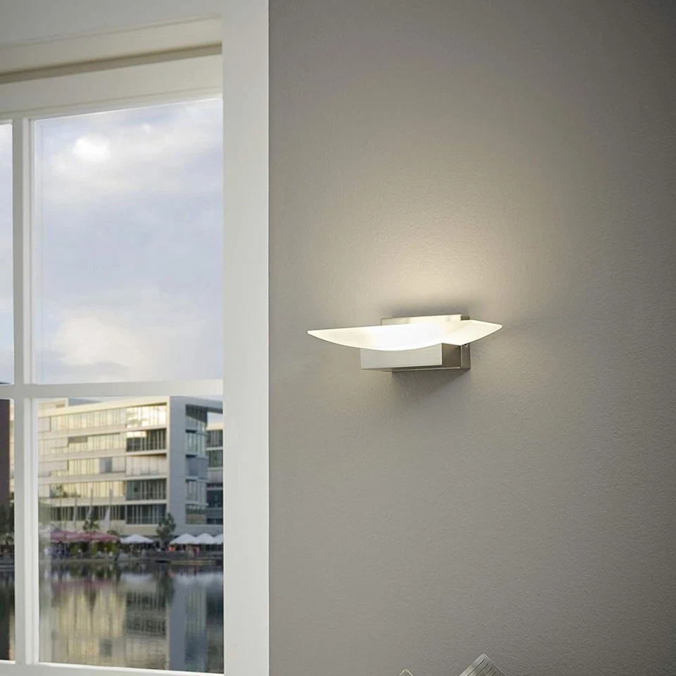 Helestra LED Außenleuchte Wandlampe Ella Silber IP54 9W 660lm warmweiß 3000K - Bild 1 von 3