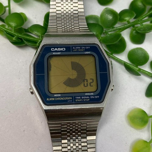 Casio A202 Vintage G Shock Watch Rare Collectible Used from Japan - Picture 7 of 9