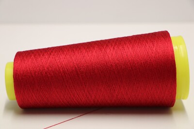 M02 (129,90 /kg) 100g 100% REINE SEIDE / PURE SILK RUBINROT (60/2) Zwirn Strick