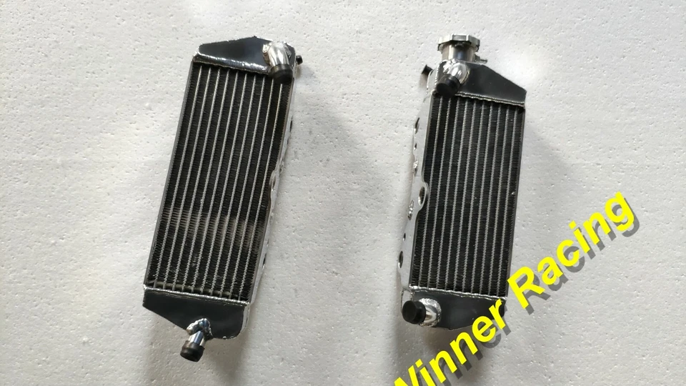 Radiador de aluminio L&R Husqvarna WR125/WR 250/WR360 1992-1994 92 93 94 Foto 2 de 4