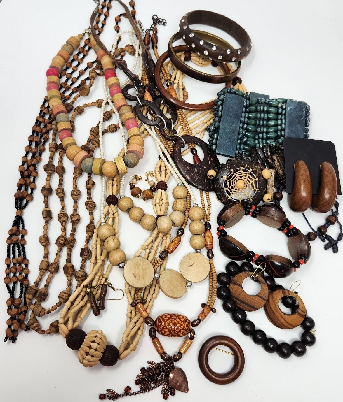 Mixed Lot of Wood / Natural Material Costume Jewelry Earrings Bracelet