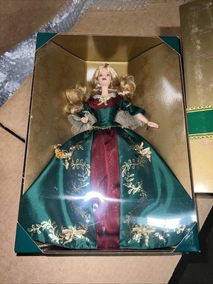 Barbie Holiday Treasures 2000 Limited Edition Collector Club NRFB