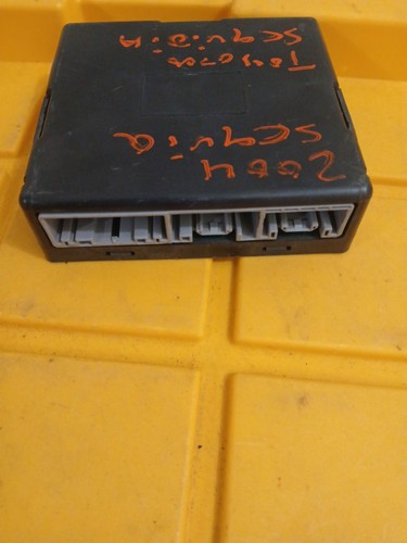 2004 Toyota Sequoia Multiplex Body Control Module #89221-0C011 - Picture 3 of 3