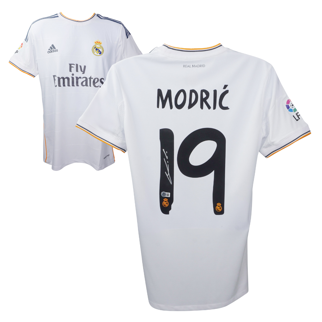 Luka Modric Signed Real Madrid FC Home Soccer Jersey #19 with