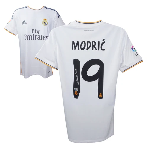 Luka Modric Signed Real Madrid FC Home Soccer Jersey #19 with Beckett COA