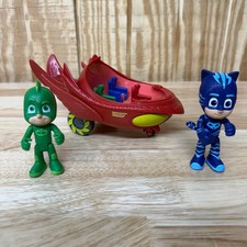 Just Play PJ Masks Vehicle Owlette and Owl Glider Owlette Flyer toy  2 Figures