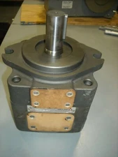 PFE-52129/3DT  /30 ATOS PFE Single Hydraulic Vane Pump, New Old Stock