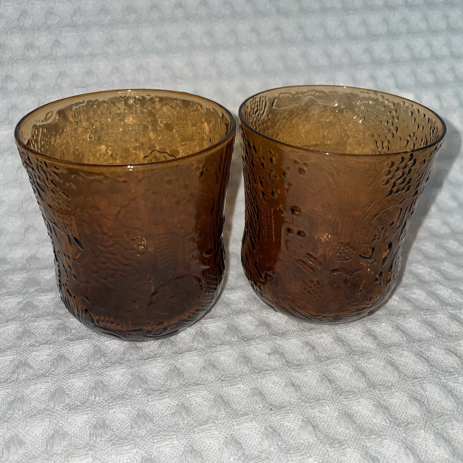 Set Of 2 Iittala Nuutajarvi Oiva Toikka Vintage Fauna Amber Brown Glasses