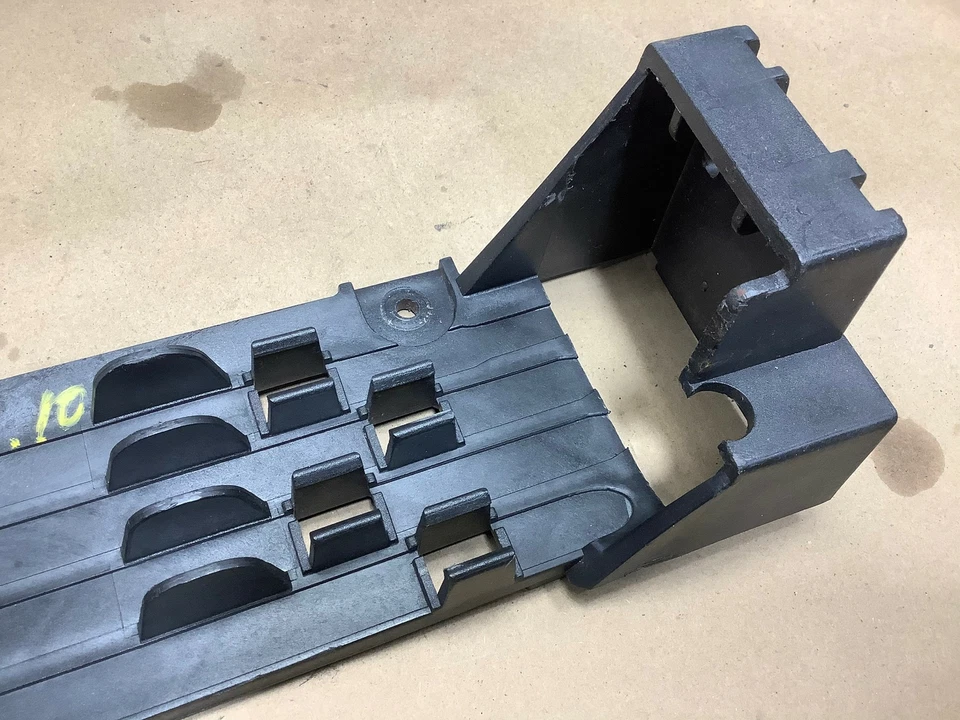 2010 JEEP LIBERTY EMERGÊNCIA RODA SOBRESSALENTE ARO PNEU JACK FERRAMENTA SUPORTE SUPORTE FABRICANTE DE EQUIPAMENTO ORIGINAL+ - Imagem 4 de 4