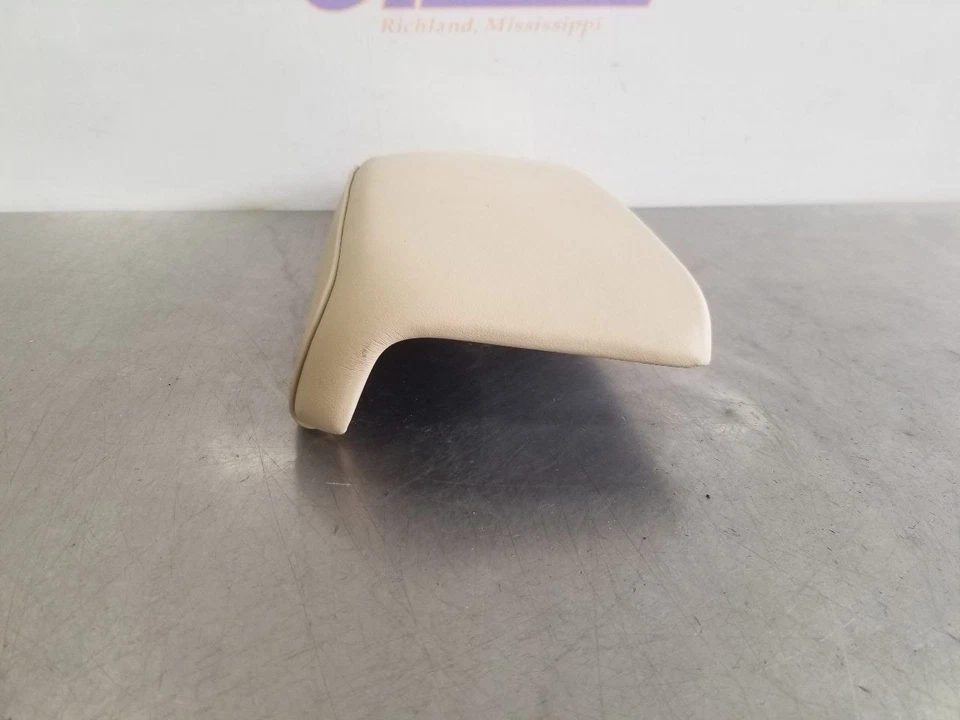 08 2008 LEXUS LX570 CONSOLE DE PISO CENTRAL FRONTAL TAMPA APOIO DE BRAÇO BEGE MOTORISTA ESQUERDO - Imagem 3 de 4