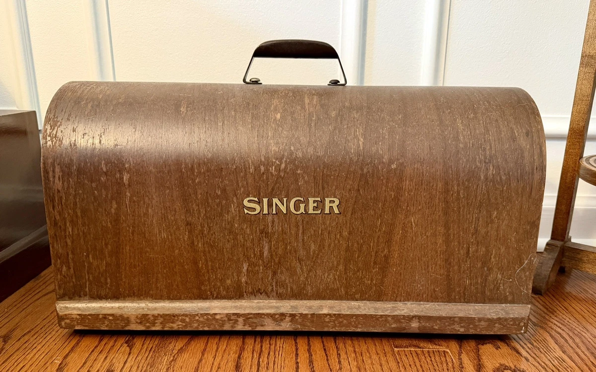 25+ Singer Carrying Case In Collectible Sewing Machines for sale