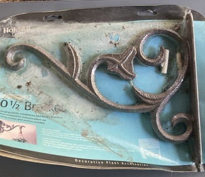 Cast Aluminum Rustic Bird Plant Hanger Hook Bracket 10 1/2 