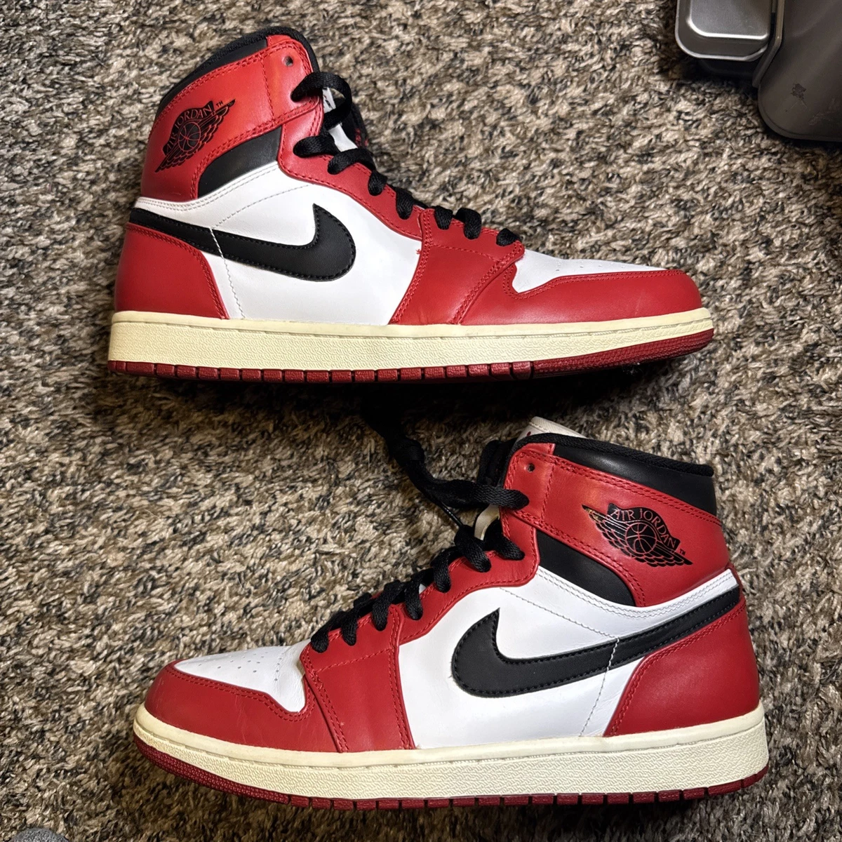 Jordan 1 Retro High Chicago 2013 for Sale | Authenticity