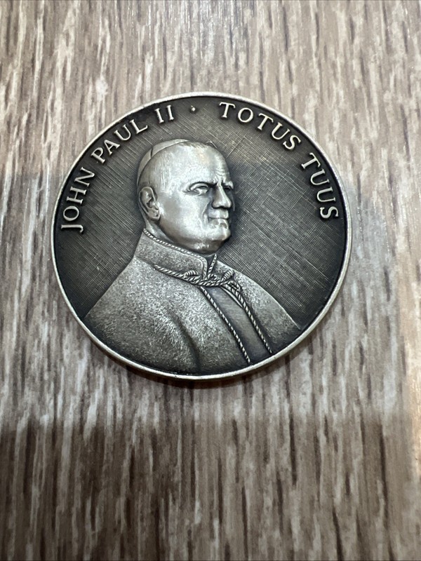 Pope St. John Paul II Totus Tuus Medal Token Marian Year Mother of Mercy 1987-88