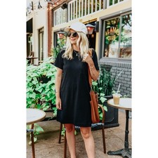 Everlane The Organic Cotton Weekend Tee Dress in Black S NWT