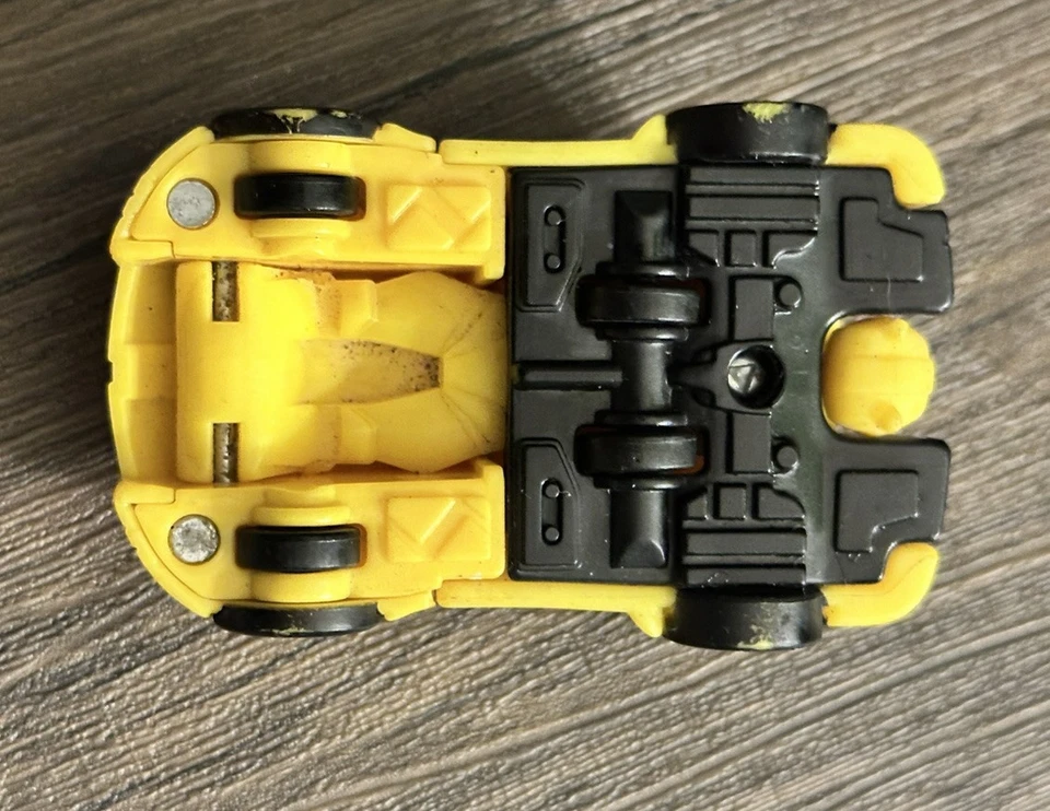 Happy Meal BUMBLEBEE Transformers Animated McDonald's Hasbro 2008 Car - Image 4 of 4