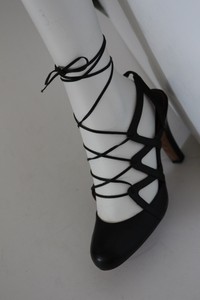 Max Studio 7.5 M Black Leather Lace Up 