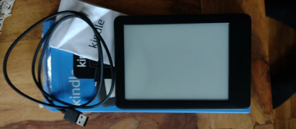 Kindle, mit integriertem Frontlicht – ohne Werbung - Schwarz - Bild 2 von 4